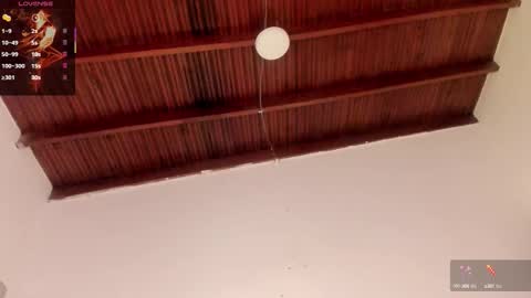 sophie_smith19 online show from September 28, 1:05 pm