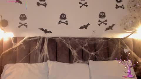 sophie_smith19 online show from October 24, 1:18 pm