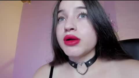 sophie_spencer1 online show from February 14, 12:41 am