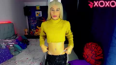 sophie_vall online show from November 7, 5:40 am