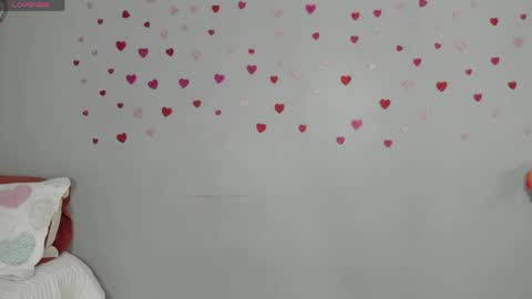 sophie_w1 online show from May 11, 12:22 pm