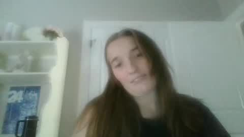 Snapshot of sophiebateman chatting on January 22, 7:45 pm Sophie Bateman online show from January 22, 7:45 pm