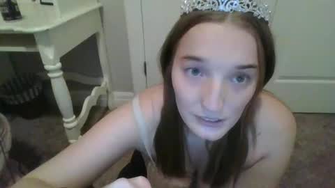 Snapshot of sophiebateman chatting on February 2, 1:34 am Sophie Bateman online show from February 2, 1:34 am