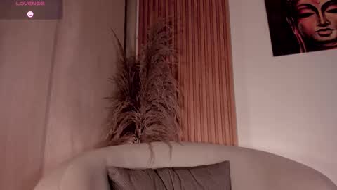 Sophie online show from March 28, 11:15 pm