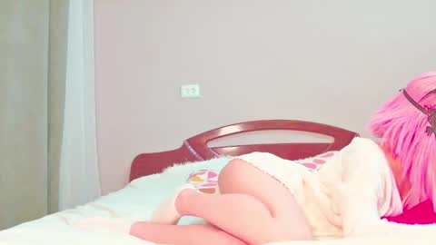 Snapshot of sophiechan69 chatting on December 19, 4:02 pm ShopieChan69 online show from December 19, 4:02 pm