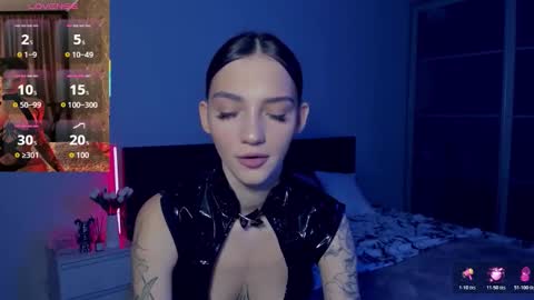 Sophie online show from December 3, 11:19 am