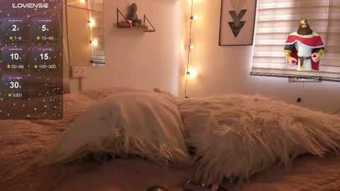 Snapshot of sophiee09_ chatting on March 11, 3:29 pm Sophie online show from March 11, 3:29 pm