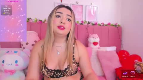 sophiee rosee online show from February 15, 4:25 pm
