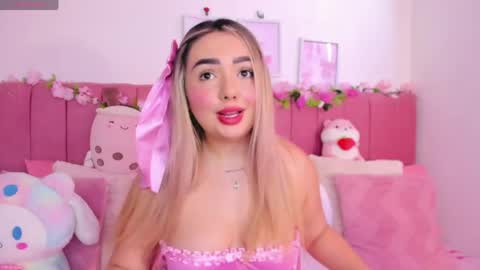 sophiee rosee online show from May 14, 5:09 pm