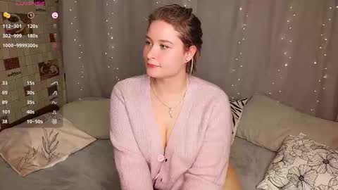 Sophie online show from October 13, 3:56 pm