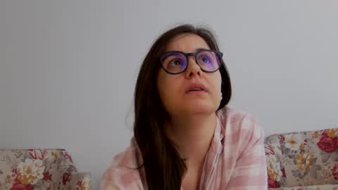 Snapshot of sophieerain chatting on October 17, 8:39 am Sophie Rain online show from October 17, 8:39 am