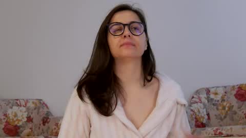 Snapshot of sophieerain chatting on October 19, 11:11 am Sophie Rain online show from October 19, 11:11 am