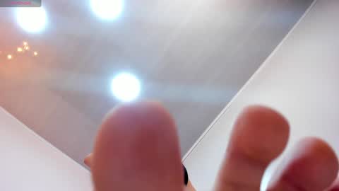 sophieharris__ online show from December 18, 10:13 pm