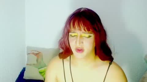 sophiehillsxo online show from January 8, 4:02 am