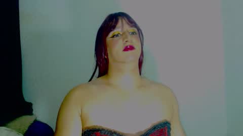 sophiehillsxo online show from October 3, 2:41 am