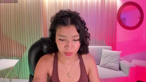 Sophie Houston online show from October 8, 3:48 am