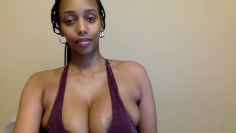 Snapshot of sophieinthecity chatting on January 9, 4:41 am Sophia Star online show from January 9, 4:41 am