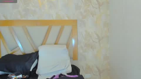 Snapshot of sophiekozlov chatting on November 23, 12:38 pm Sophie online show from November 23, 12:38 pm