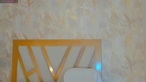 Snapshot of sophiekozlov chatting on January 9, 1:14 pm Sophie online show from January 9, 1:14 pm