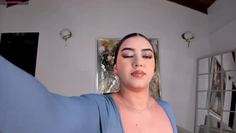 Sophie online show from May 4, 5:47 am