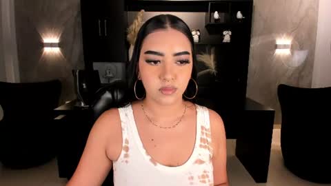 Sophie online show from June 22, 1:29 am
