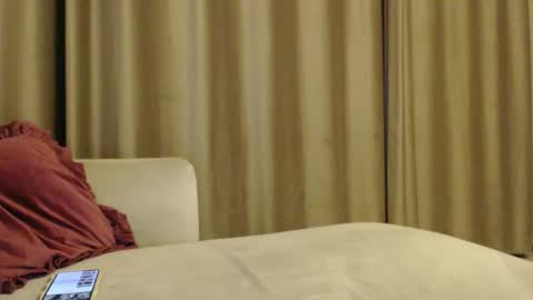sophieluxe online show from May 8, 10:37 pm