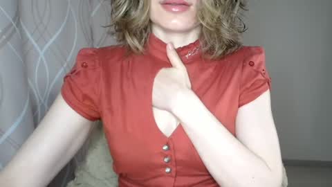 Sophiemisss online show from May 13, 5:49 am