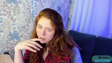 Sophie online show from October 28, 9:06 pm