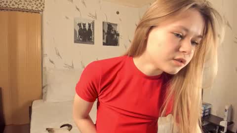 SophieRayne online show from January 12, 7:08 pm