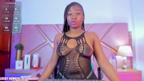 Sophie online show from November 25, 12:27 pm