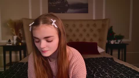 Snapshot of sophiesuvi chatting on December 15, 2:48 pm Sophie and my bestie Mandy online show from December 15, 2:48 pm