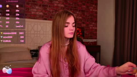 Snapshot of sophiesuvi chatting on December 28, 4:52 pm Sophie and my bestie Mandy online show from December 28, 4:52 pm