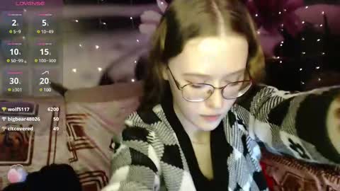Snapshot of sophiesuvi chatting on February 22, 4:19 pm Sophie and my bestie Mandy online show from February 22, 4:19 pm