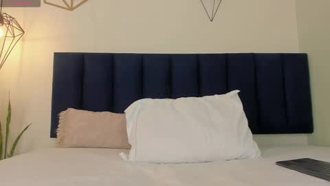 Snapshot of sophieturner_mg chatting on February 14, 7:21 pm sophieturner_mg online show from February 14, 7:21 pm