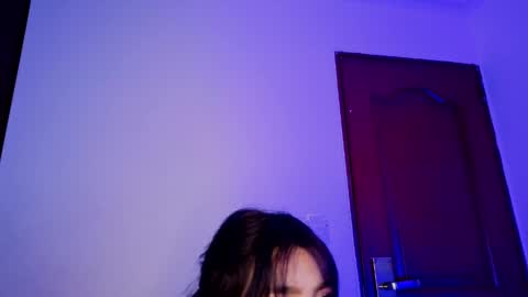   Sophie  online show from May 29, 7:01 pm