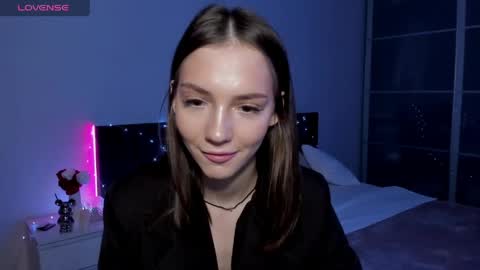 Snapshot of sophiewildcat chatting on May 3, 12:44 pm sophiewildcat online show from May 3, 12:44 pm
