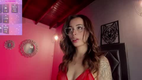 sophi online show from February 1, 1:09 pm