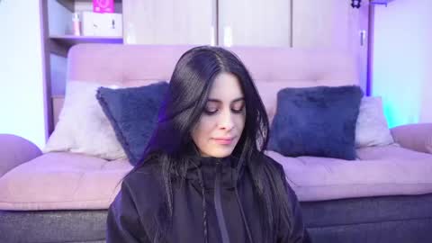 Sophiie online show from May 13, 3:04 am