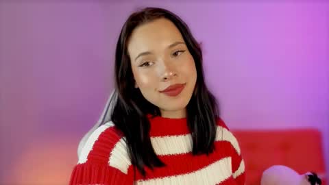 Snapshot of sophiiewilliams chatting on December 14, 3:29 am Sophiie Williams online show from December 14, 3:29 am
