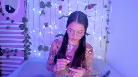 SOPHY ROGERS online show from December 12, 4:21 pm