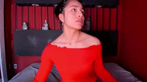 SOPHY ROGERS online show from February 12, 12:01 pm