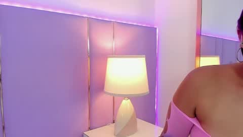 Snapshot of sophyruiz_ chatting on October 7, 11:51 am Sophy online show from October 7, 11:51 am