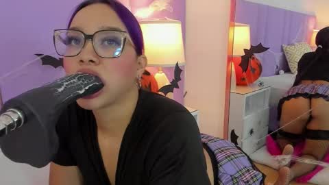 Snapshot of sophyruiz_ chatting on October 21, 11:55 am Sophy online show from October 21, 11:55 am