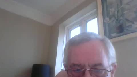 Snapshot of soppydoo chatting on April 6, 11:22 am Sarah and Danny online show from April 6, 11:22 am