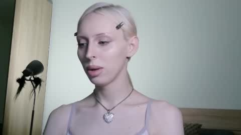 Snapshot of sora999999999 chatting on March 12, 3:51 pm sora999999999 online show from March 12, 3:51 pm