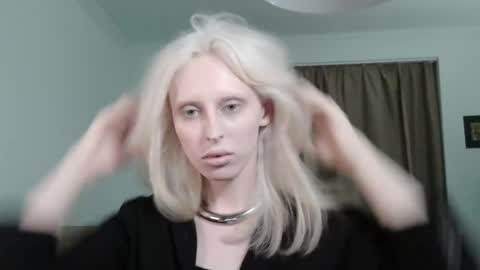 Snapshot of sora999999999 chatting on April 2, 7:22 pm sora999999999 online show from April 2, 7:22 pm