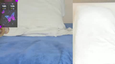 Snapshot of soraya_davis_ chatting on March 17, 8:28 am Soraya online show from March 17, 8:28 am