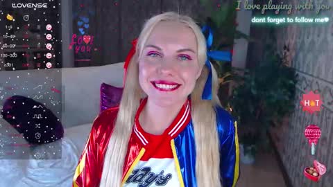 Lisa online show from October 10, 1:59 am