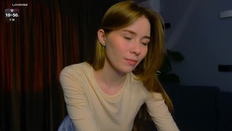 Snapshot of soul_trace chatting on February 28, 8:32 pm Adalinda online show from February 28, 8:32 pm