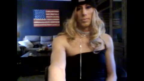 Snapshot of soulflydc chatting on February 13, 4:25 pm soulflydc online show from February 13, 4:25 pm